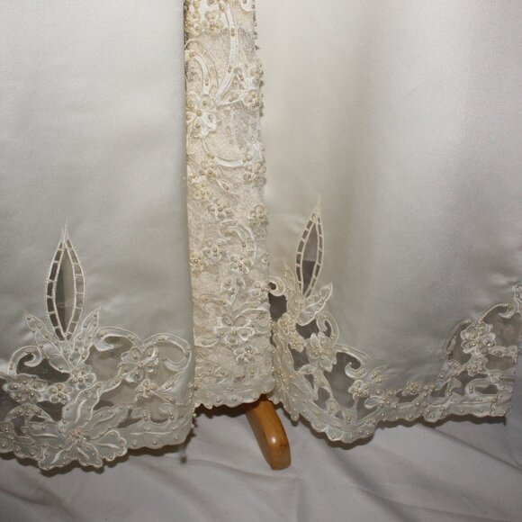 Lenovia#9513 Victorian Style Heavy Satin Bridal Gown-Size 12-LIGHT GOLD-NWT - Picture 12 of 13